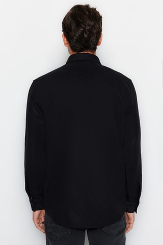 Camisa regular - Preto
