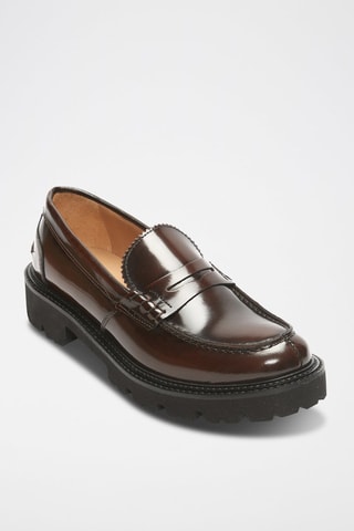 Mocassins em couro Regular 
Castanho
