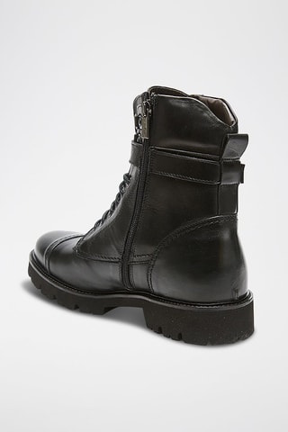 Boots em couro - Preto