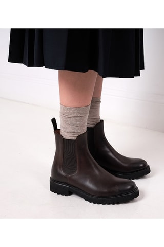 Botins Chelsea regular em couro - Castanho-escuro