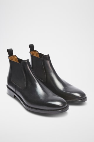 Botins Chelsea em couro Regular - Preto