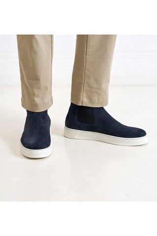 Botins Chelsea em nobuck Regular - Azul-marinho