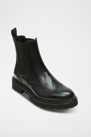 Botins Chelsea regular em couro - Preto