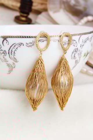 Brincos - Banhado a ouro amarelo e pérolas de cultura