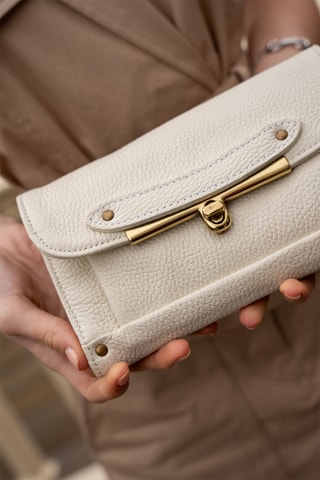 Mala a tiracolo em couro Simone - Branco e dourado