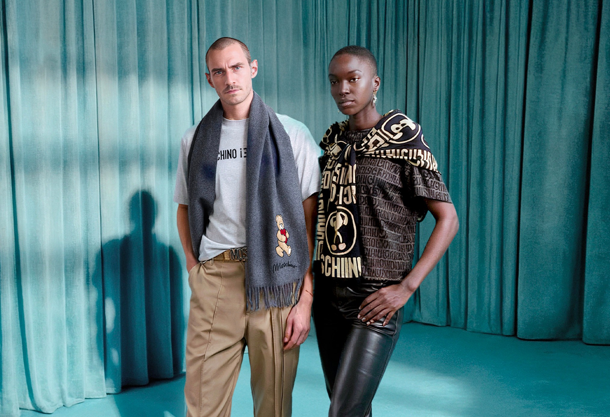 MOSCHINO à bas prix chez SHOWROOMPRIVÉ
