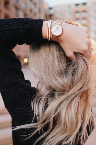 Fijne Armband Emalie Slim Roségoudkleurig en Wit