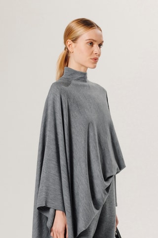 Poncho em lã merino - Cinzento