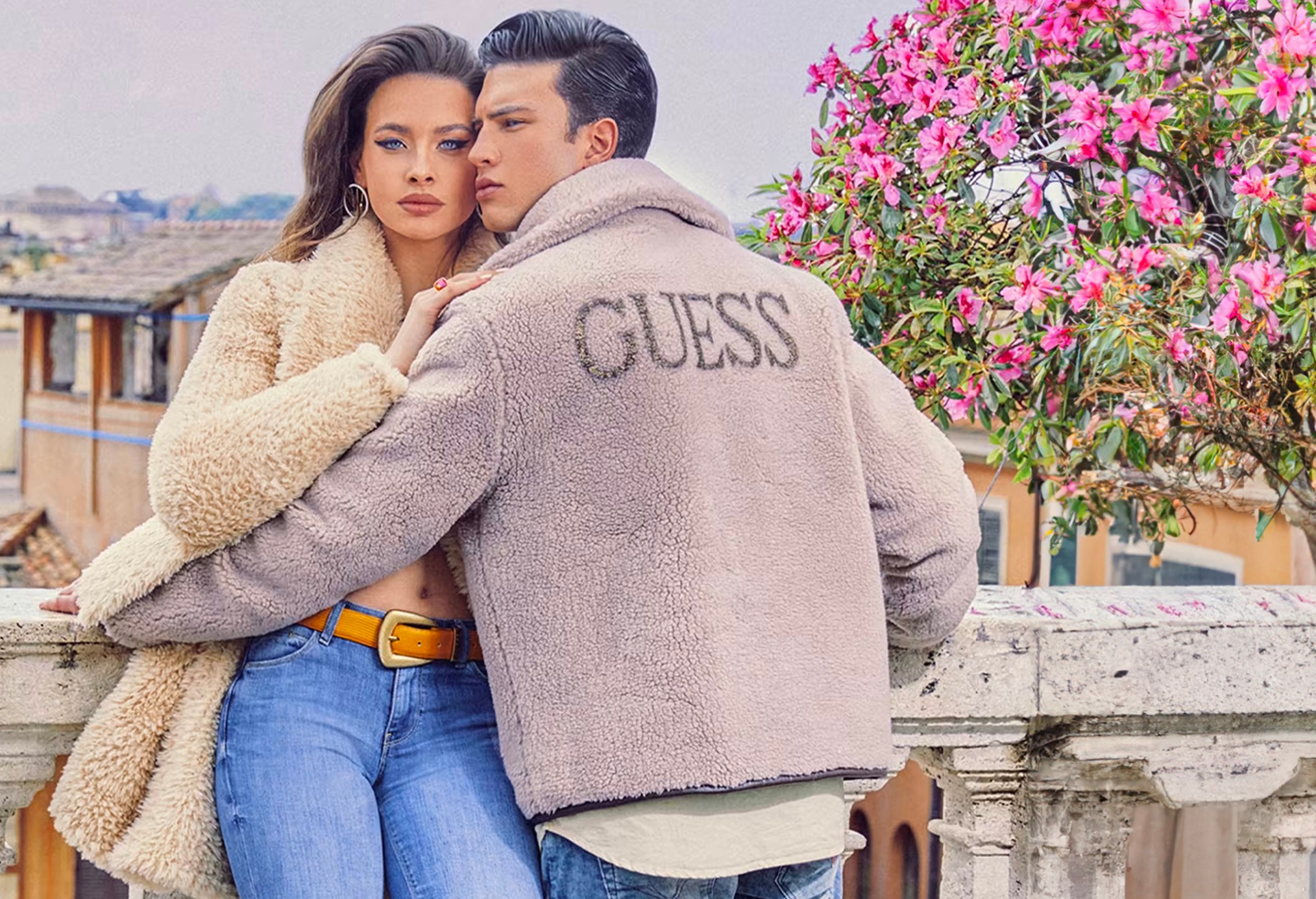 GUESS en promo sur SHOWROOMPRIVÉ