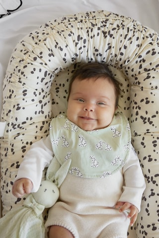 Nid bébé portable Dalmatian Dots - Blanc et noir - Jusqu'à 9 kg