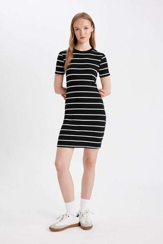 Vestido justo - Preto