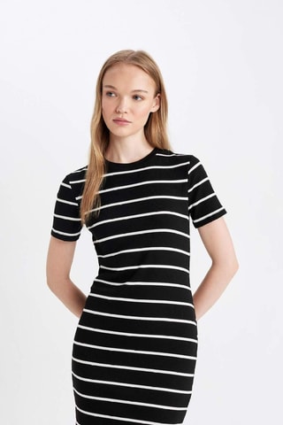 Vestido justo - Preto