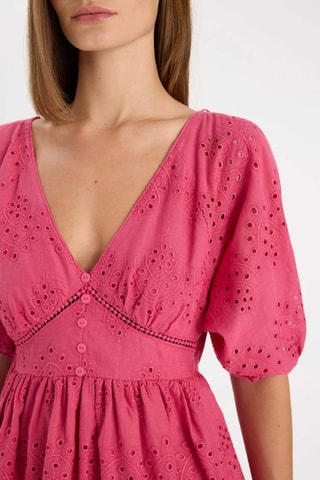 Vestido estilo patinadora em bordado inglês - Rosa