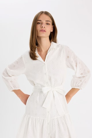 Vestido-camisa em bordado inglês - Branco