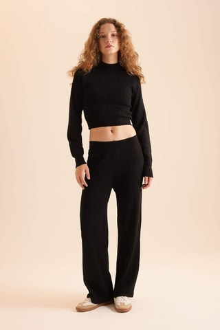 Crop top e calças - Preto