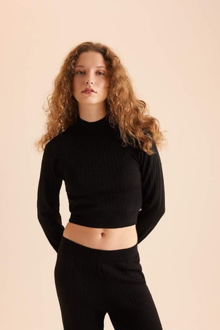 Crop top e calças - Preto