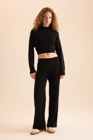 Crop top e calças - Preto