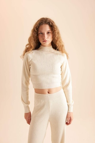 Crop top e calças - Cru