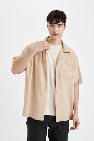 Camisa relaxed em linho - Bege