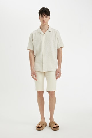 Camisa regular - Bege