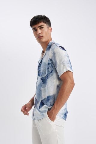 Camisa regular - Azul-claro e branco