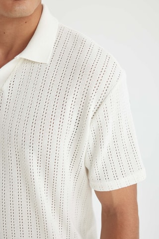 Polo regular - Esbranquiçado