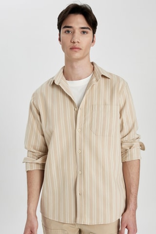 Camisa regular - Bege