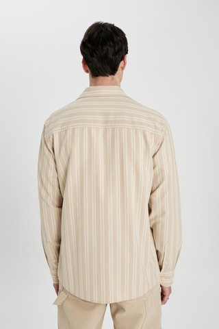 Camisa regular - Bege