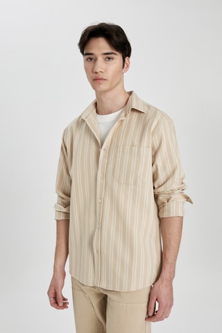 Camisa regular - Bege