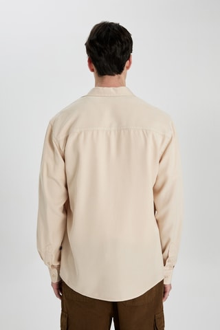 Camisa regular - Bege