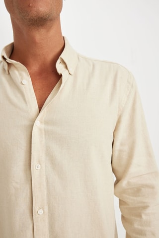 Camisa relaxed em linho - Bege
