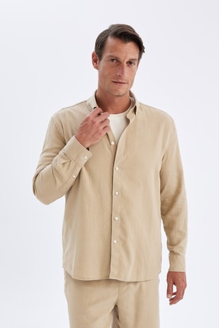 Camisa relaxed em linho - Bege