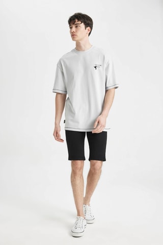 Bermudas skinny - Preto