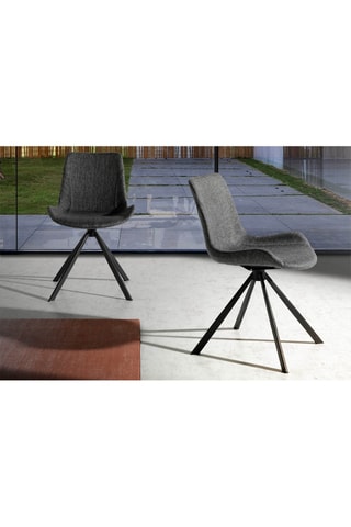 4 chaises pivotantes - 58 x 54 x 82 cm