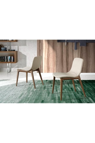 2 chaises en frêne - 60 x 48 x 78 cm