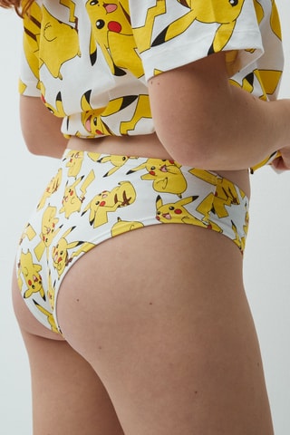 Pijama Pikachu Pokémon MoodPikaiz - Branco e amarelo