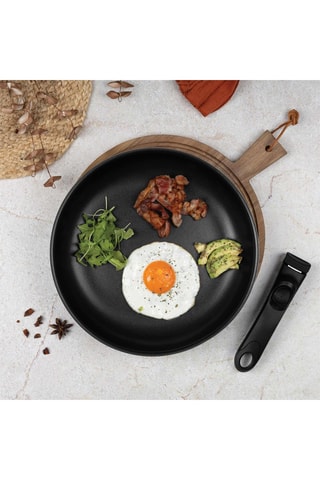 Batterie de cuisine revêtement titane Anthracite Collection - 9 pièces