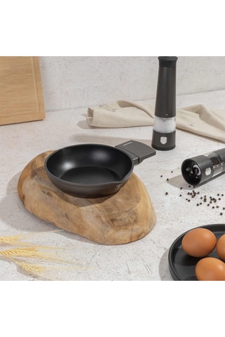 Poêle revêtement titane Anthracite Collection - 16 cm