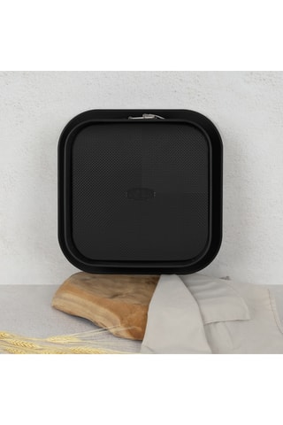 Moule à charnière Matte Black – 28 x 28 cm