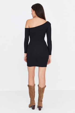 Vestido assimétrico Preto