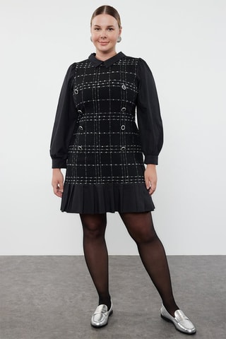 Vestido direito em tweed - Preto