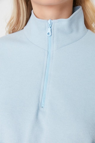 Sweater Hemelsblauw