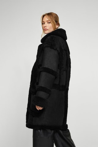 Manteau en peau lainée de mouton - 
Noir