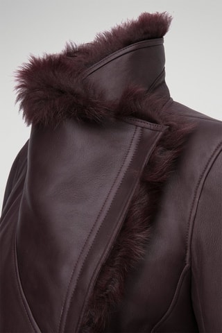 Manteau en peau lainée de mouton - Bordeaux