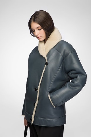 Manteau en peau lainée de mouton - Bleu