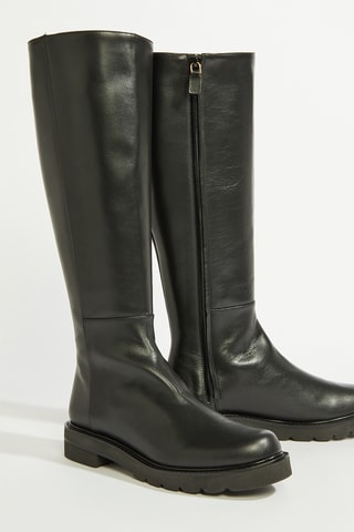 Botas em couro - Preto