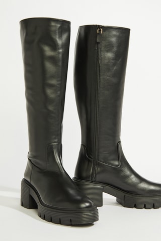 Botas em couro - Preto