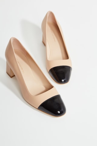Sapatos de salto envernizados em couro - Bege