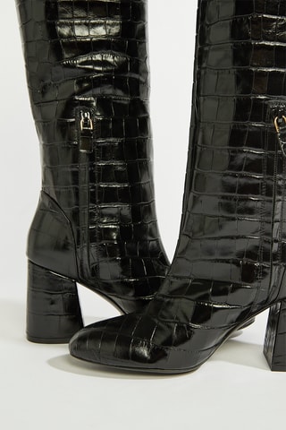 Botas em couro - Preto