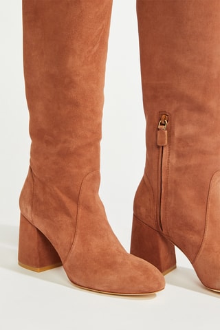 Botas em couro - Castanho